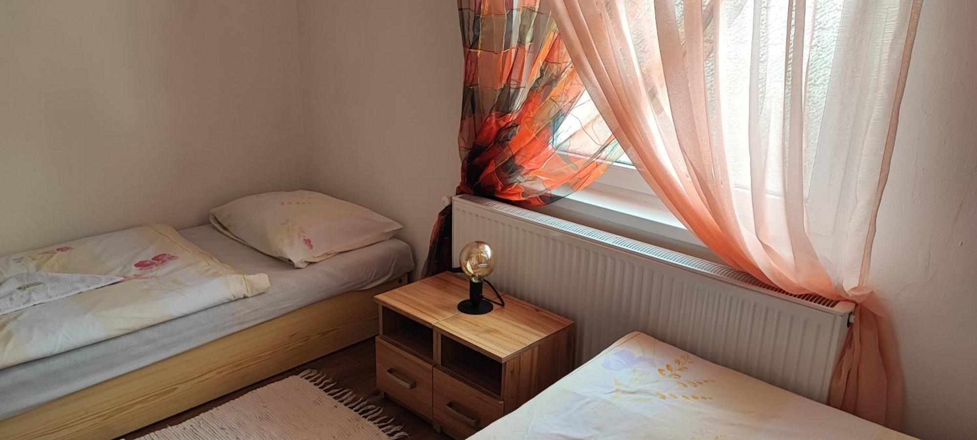 Hotel Merkur Kaluza Bagian luar foto