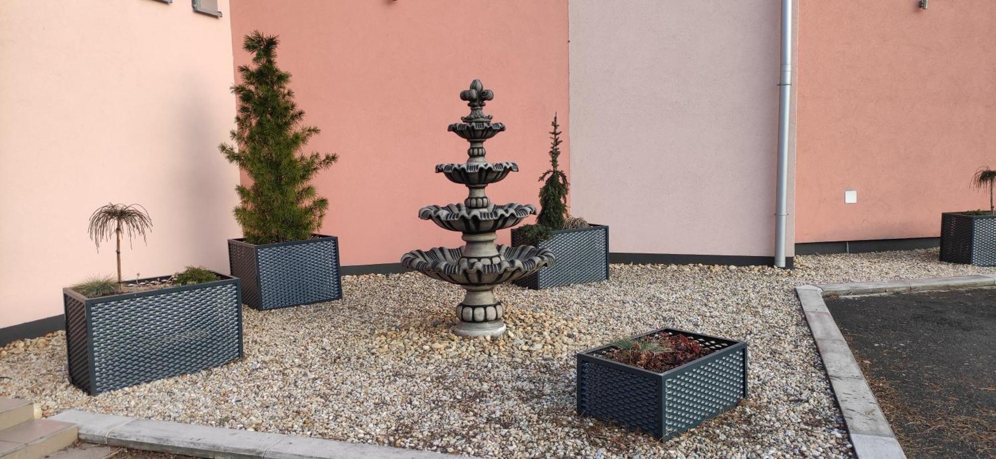 Hotel Merkur Kaluza Bagian luar foto